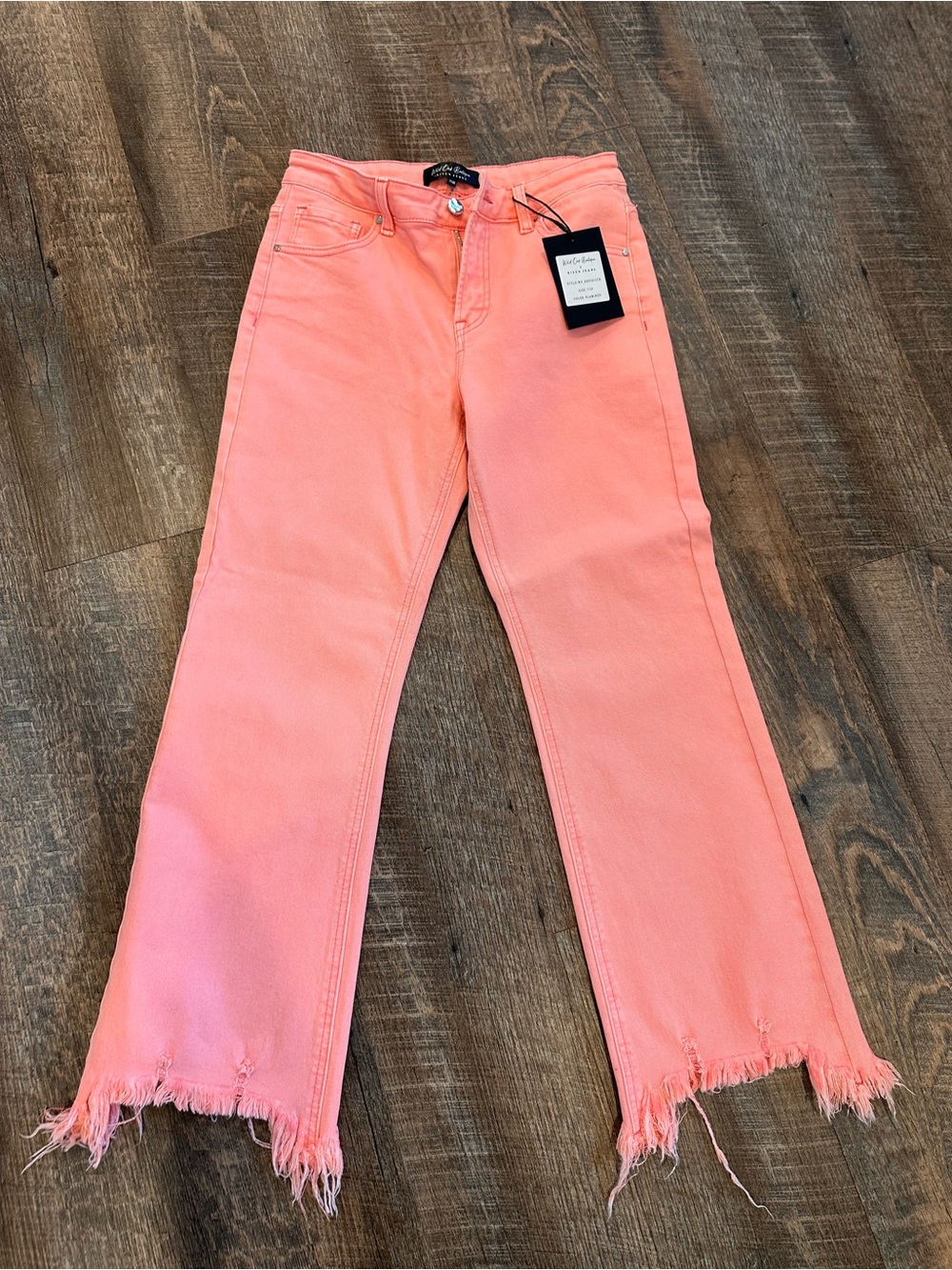 High-Rise Pink Frayed Hem Womenโs Jeans
